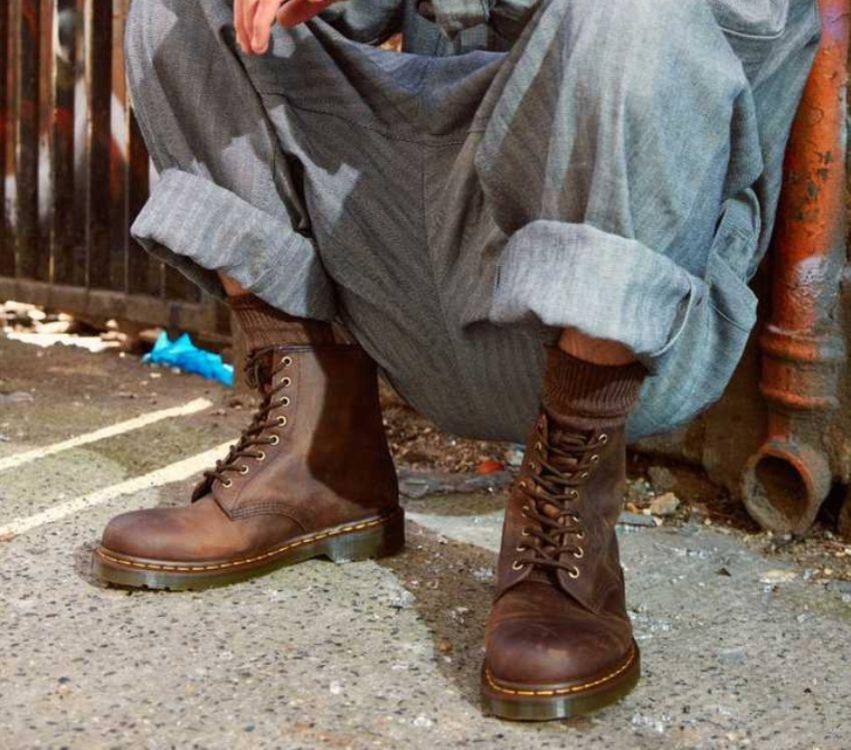 1460 Crazy Horse Dunkelbraun Crazy Horse Dr Martens Schweiz