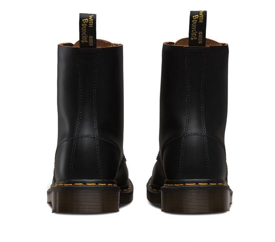 Vintage 1460 Dr Martens Schweiz Zürich Black Quilon