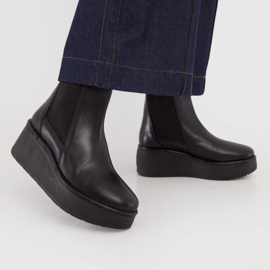 Dr Martens Schweiz Zürich Fly London Hagu Platform Chelsea Boots Black