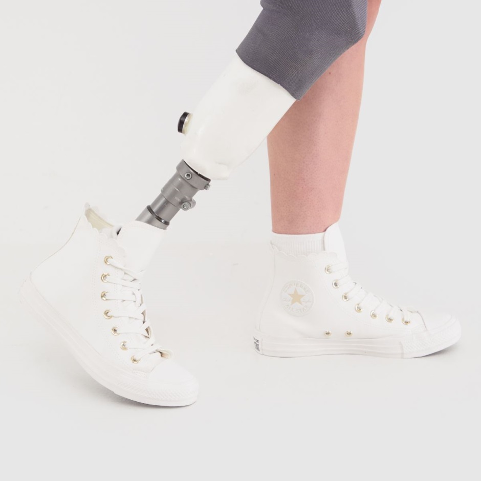 Dr Martens Schweiz Zürich White-gold Converse All Star Hi Trainers