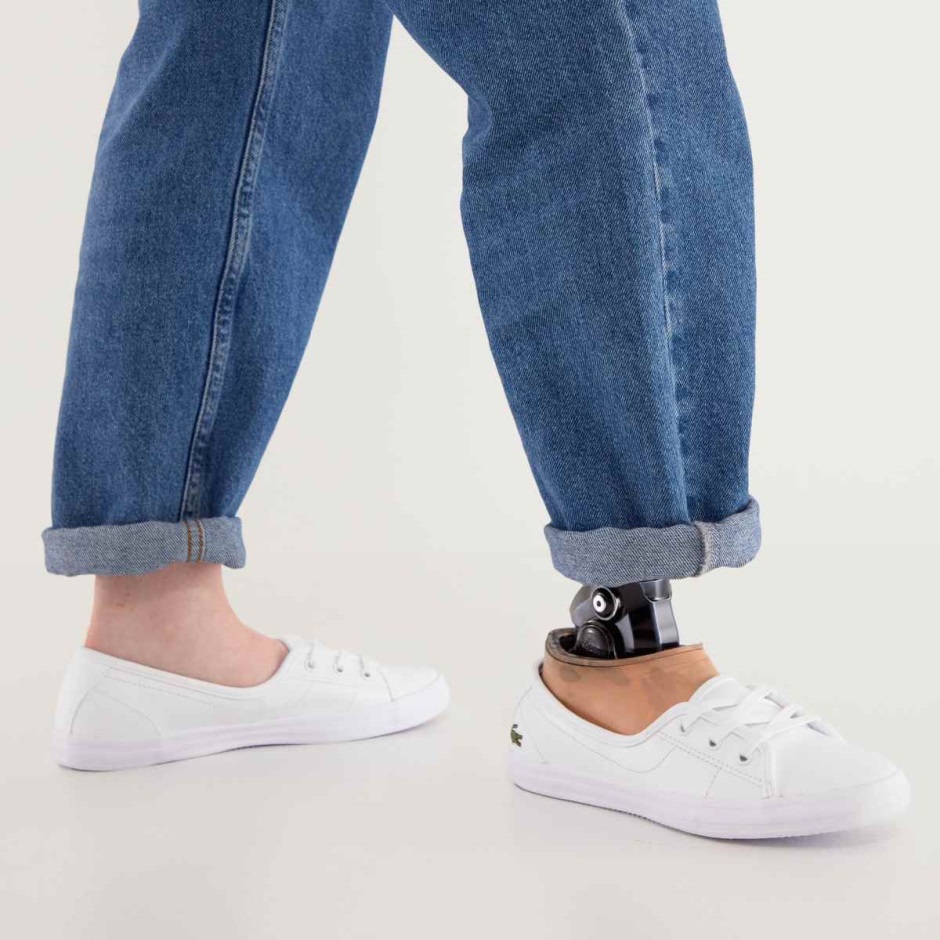 White Lacoste Ziane Chunky Trainers Dr Martens Schweiz