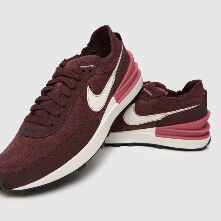 Burgundy Dr Martens Schweiz Nike Waffle One Trainers