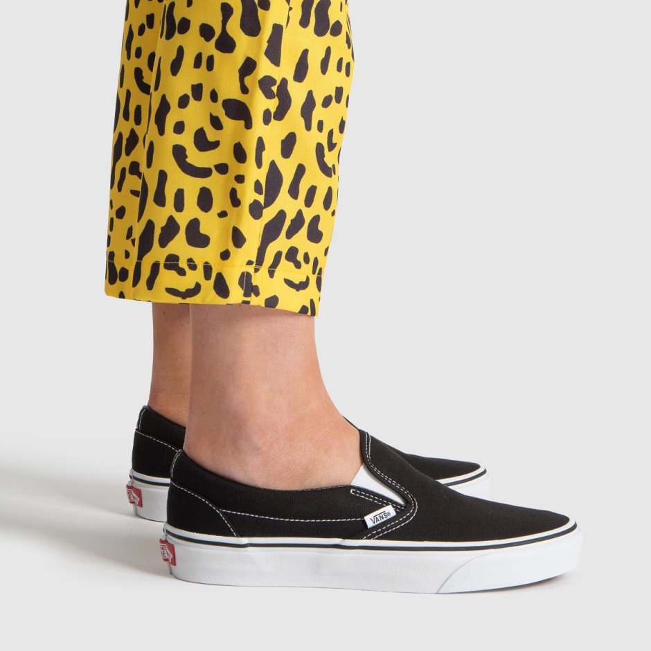 Dr Martens Schweiz Zürich Black-white Vans Classic Slip Vi Trainers