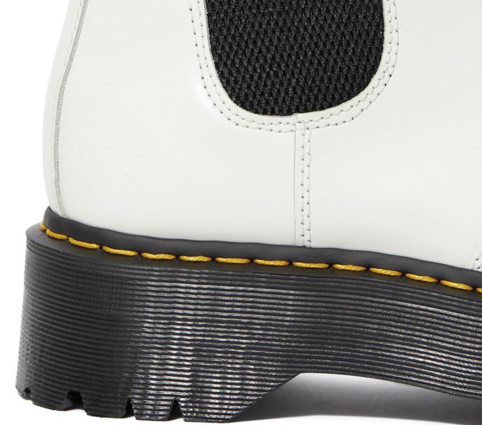 White Smooth 2976 Quad Platform Chelsea White Dr Martens Schweiz