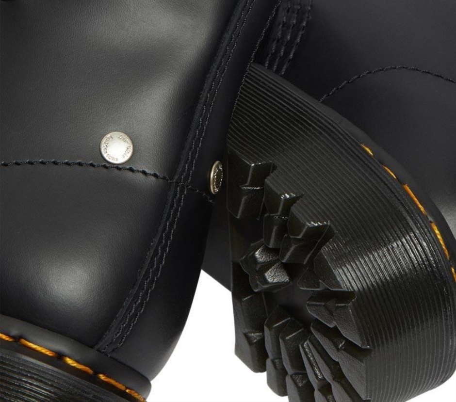 Dr Martens Schweiz Zürich 1460 Bex Stud Boot Black Fine Haircell