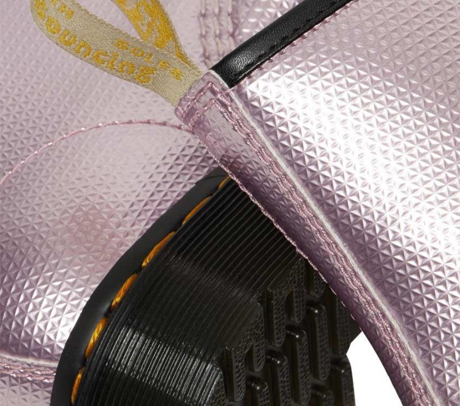 1460 Vegan Metallic Emboss Boot Pink Lavendel Alumix Hex Emboss Dr Martens Schweiz