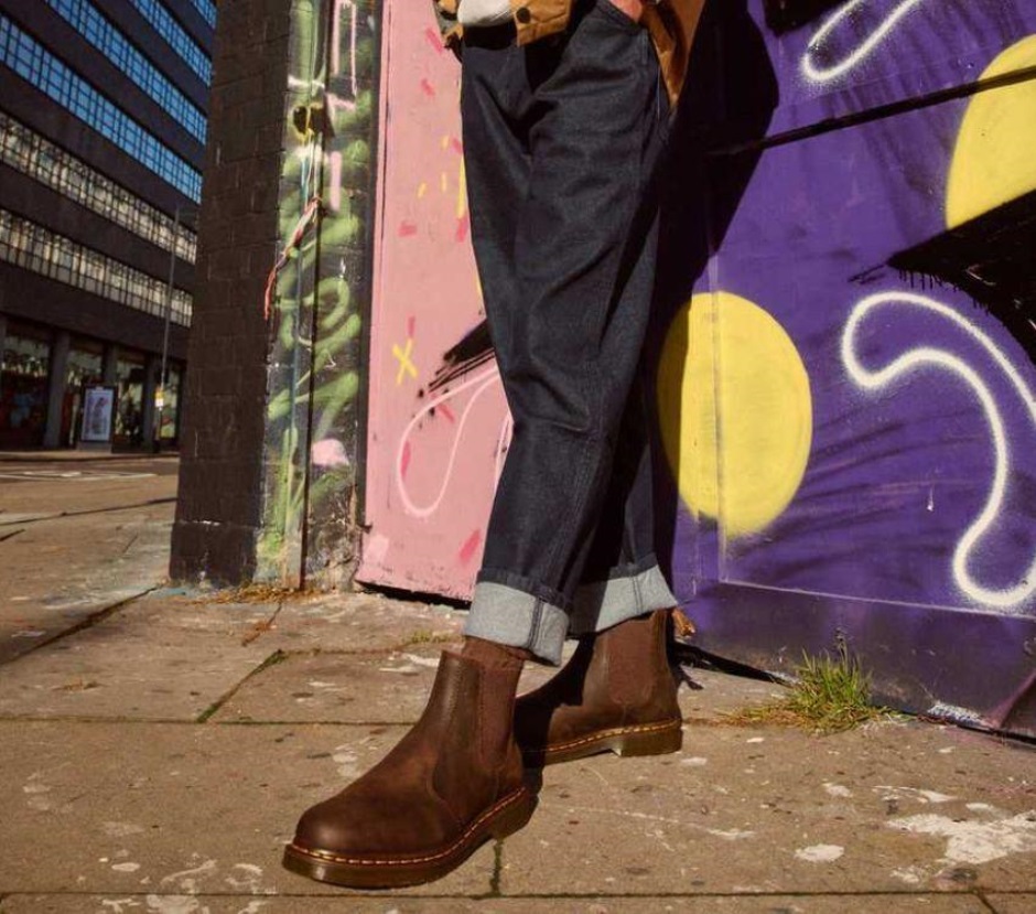 Dr Martens Schweiz Zürich 2976 Crazy Horse Chelsea Boot Dark Brown Crazy Horse