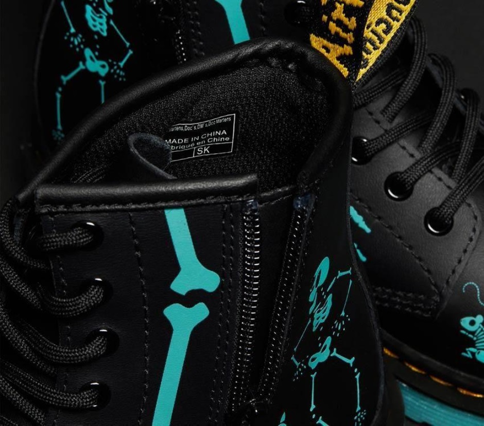 Schwarz Skelly Print Hydro Dr Martens Schweiz 1460 Juniors Skelettstiefel