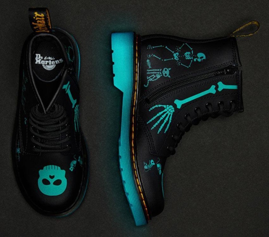 Schwarz Skelly Print Hydro Dr Martens Schweiz 1460 Juniors Skelettstiefel