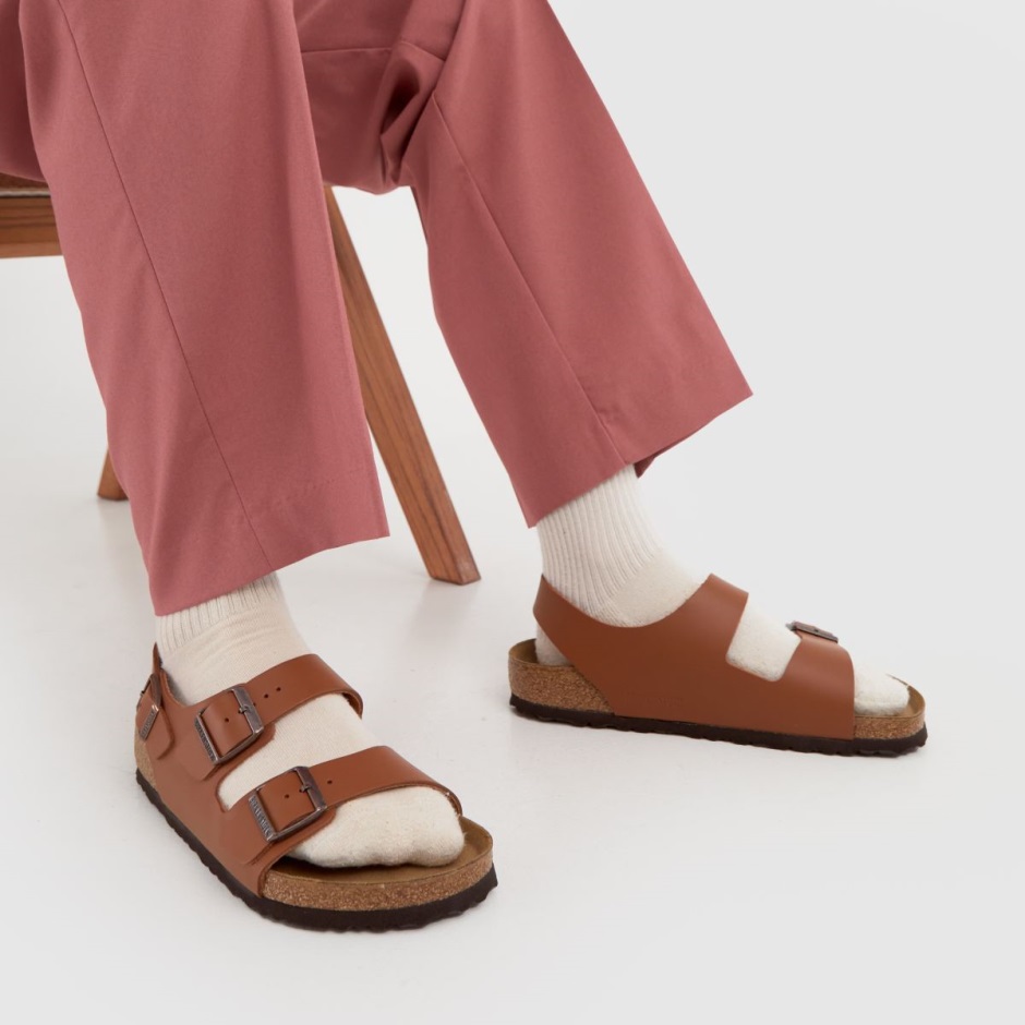 Brown Dr Martens Schweiz Birkenstock Milano Sandals