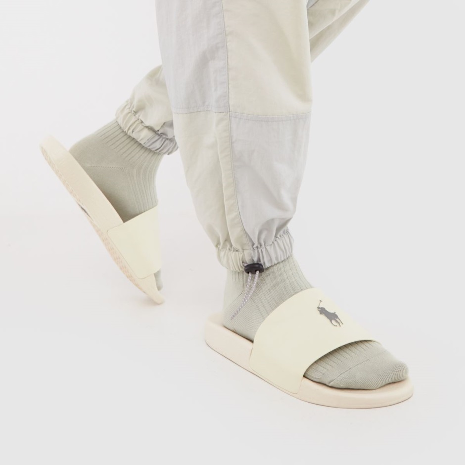 Dr Martens Schweiz Zürich Beige Polo Ralph Lauren Polo Slide Sandals