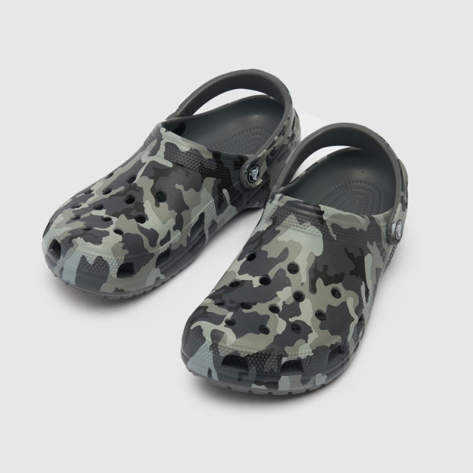 Graue Dr Martens Schweiz Crocs Classic Camo Clog Sandalen