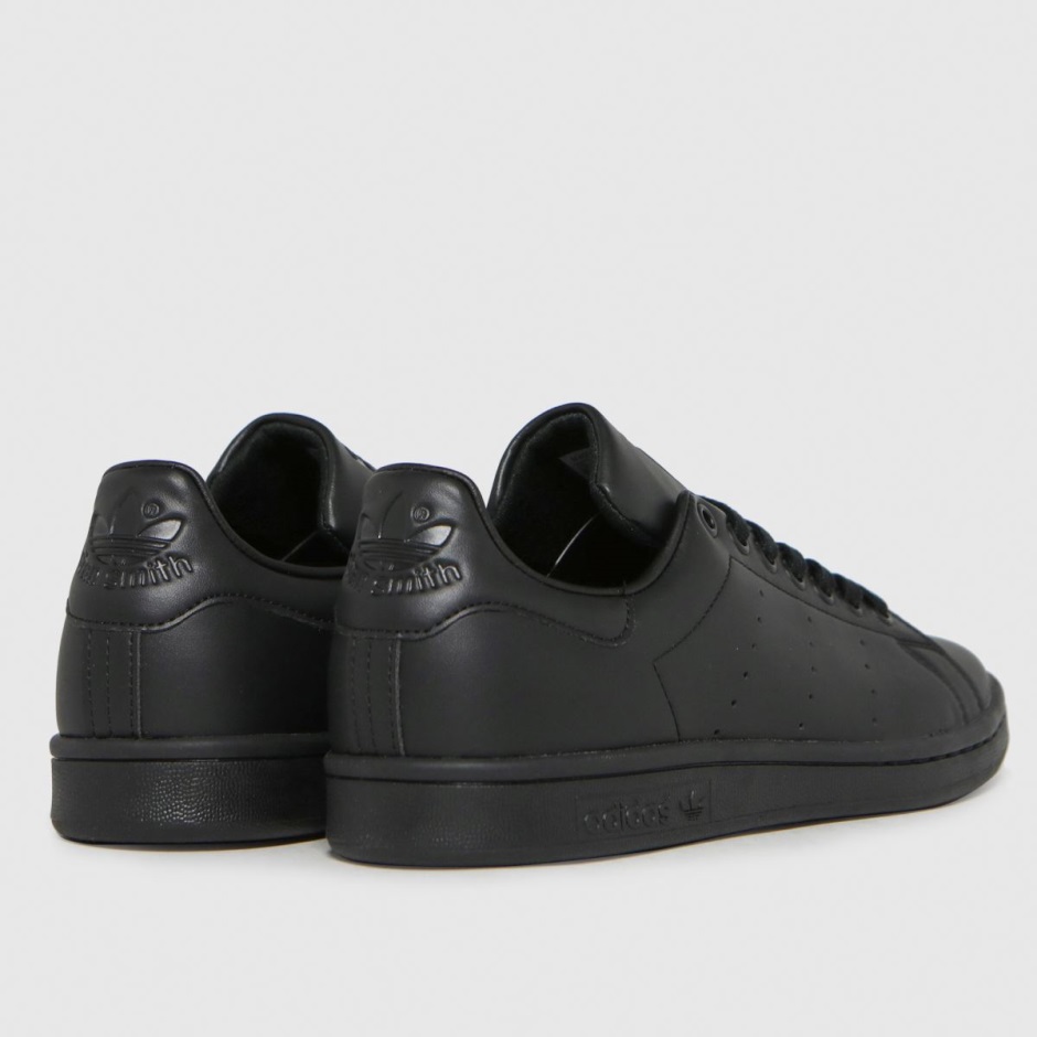 Dr Martens Schweiz Zürich Black Adidas Stan Smith Primegreen Trainers