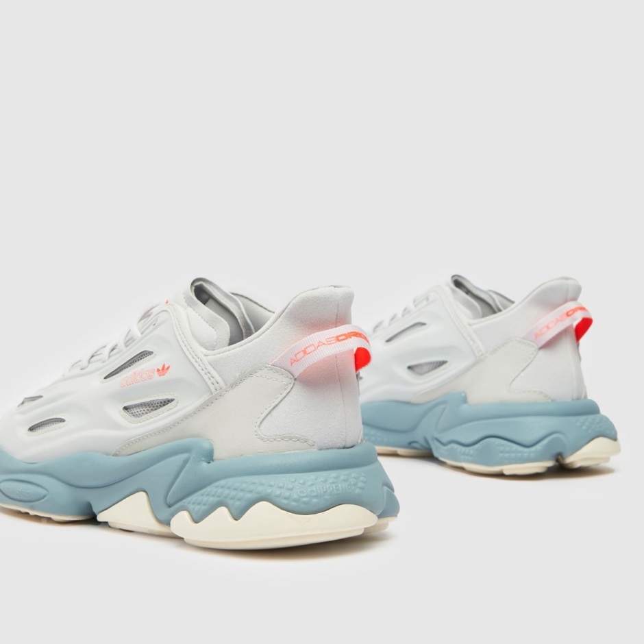 Dr Martens Schweiz Zürich Light Grey Adidas Ozweego Celox Trainers