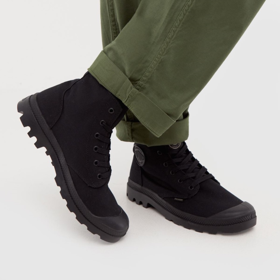 Dr Martens Schweiz Zürich Black Palladium Monochrome Pampa Trainers