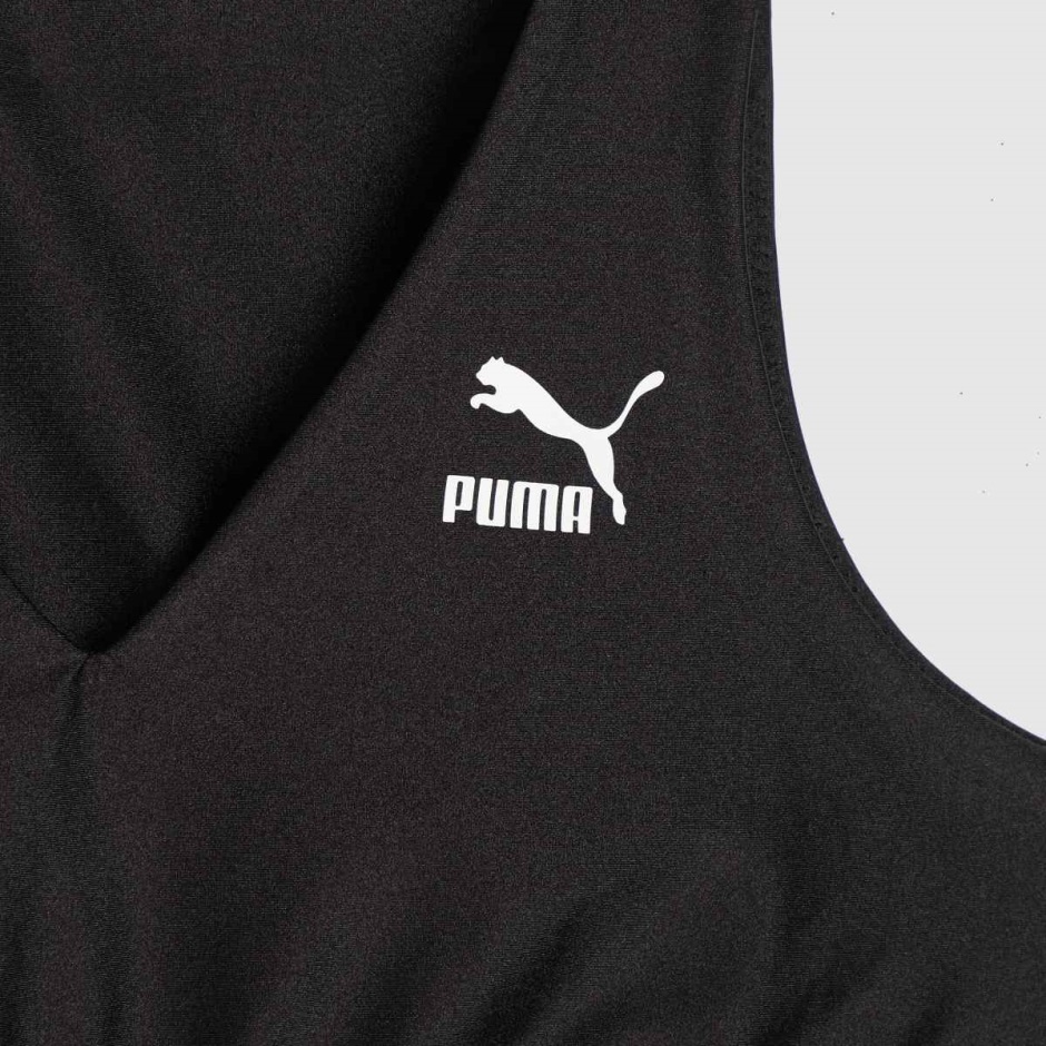 Schwarz Dr Martens Schweiz Puma Wagt Es, Ein Kurz Geschnittenes Top Zu Tragen