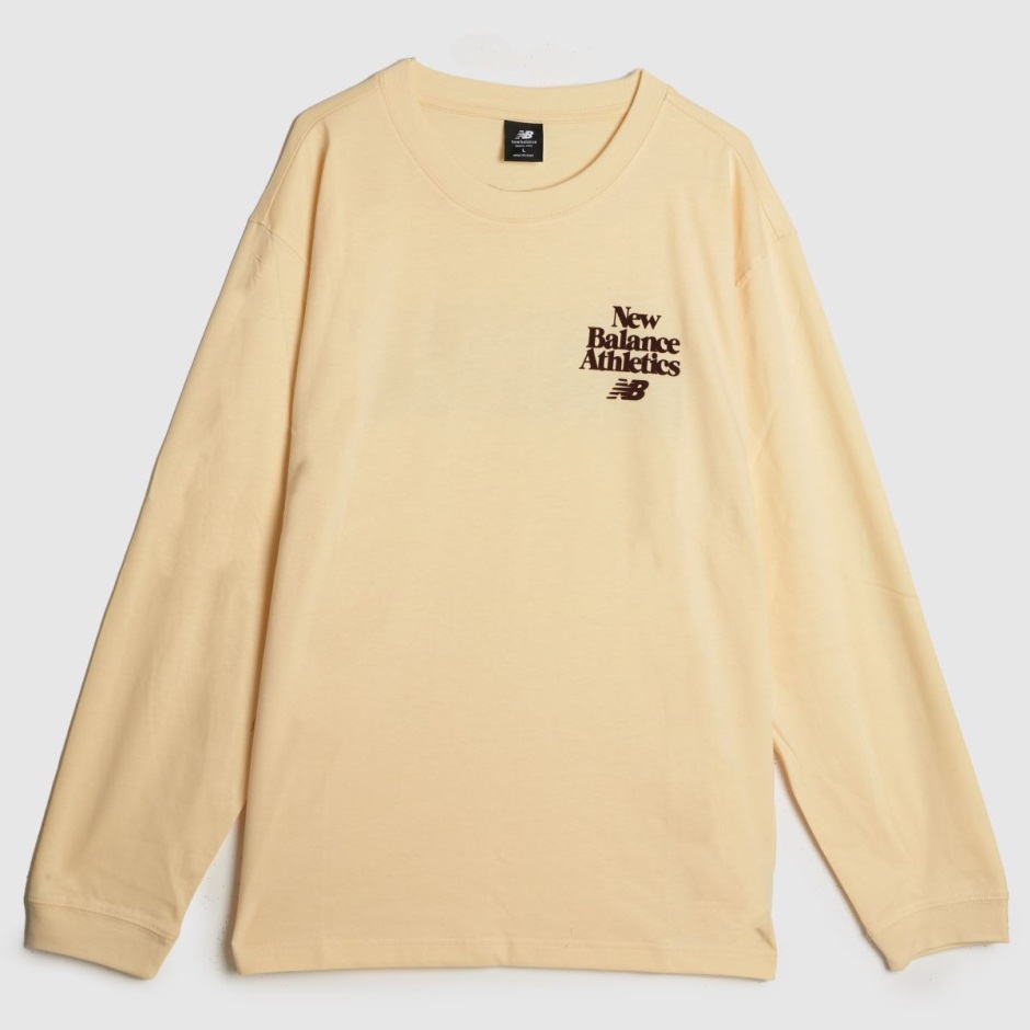 Beige New Balance Athletik 70er Grafik T-shirt Dr Martens Schweiz