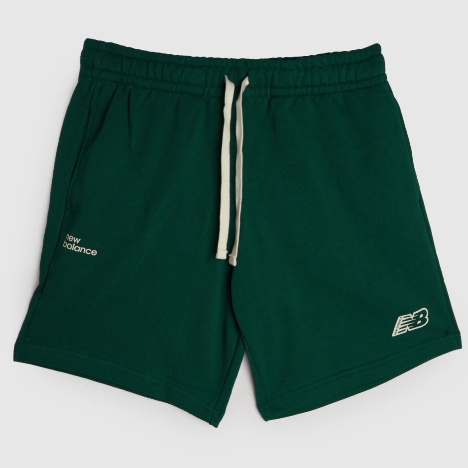 Dr Martens Schweiz Zürich New Balance Essentials Fleece Shorts Green